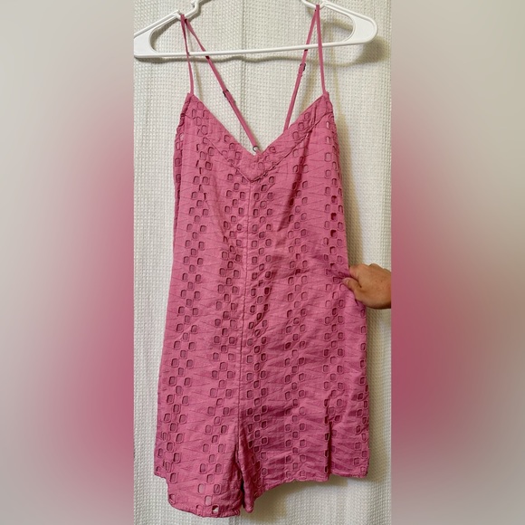 NWOT- O’Neill - Small- Pink- Lined Shorts Romper - Picture 4 of 10